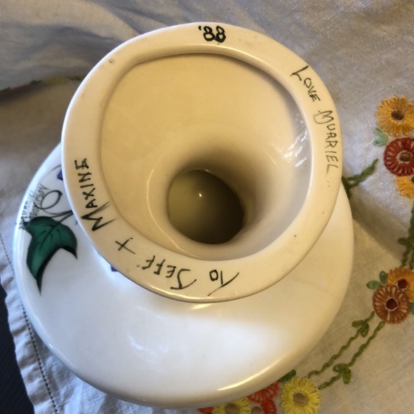 Handmade signed porcelain mushroom - Picture 5 of 6